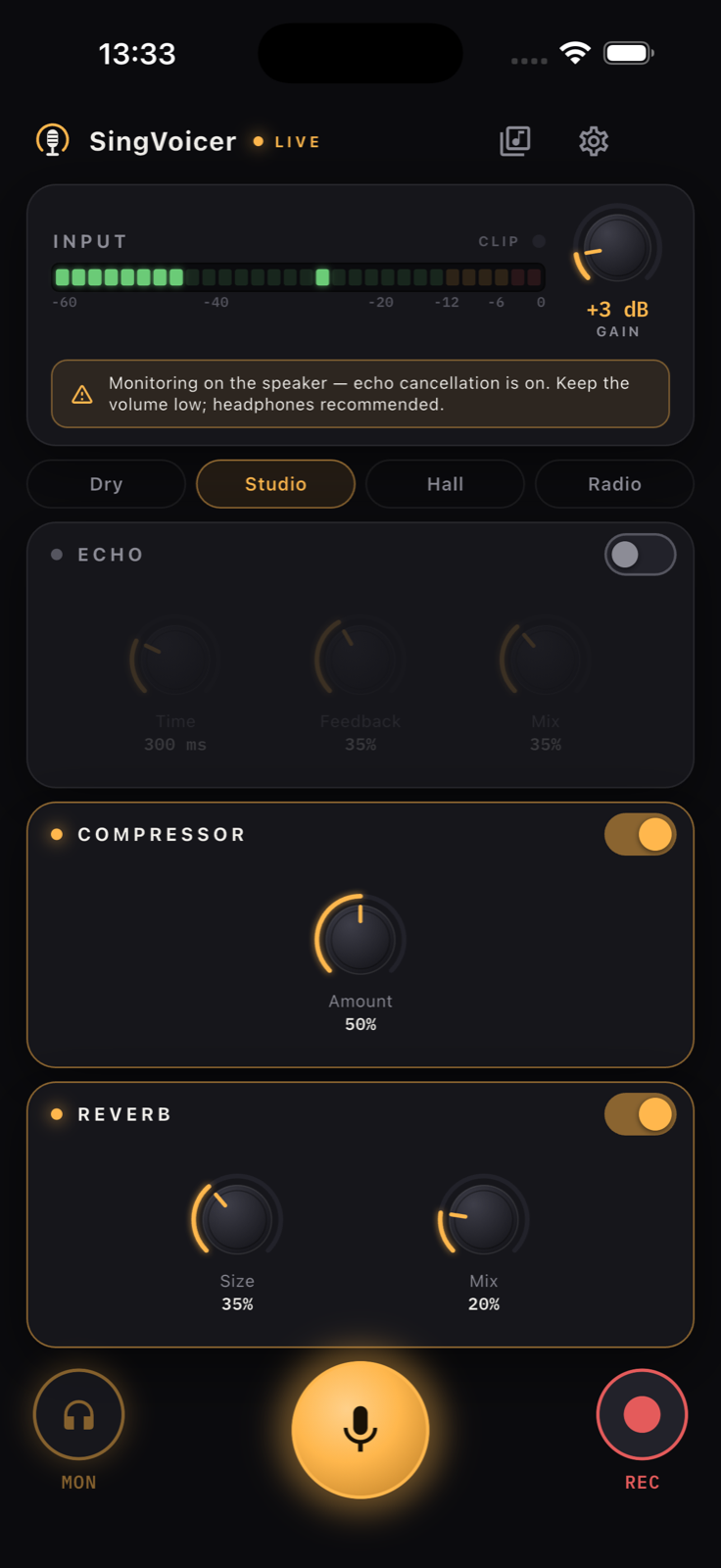 SingVoicer Stage live with the Studio preset and +3 dB gain